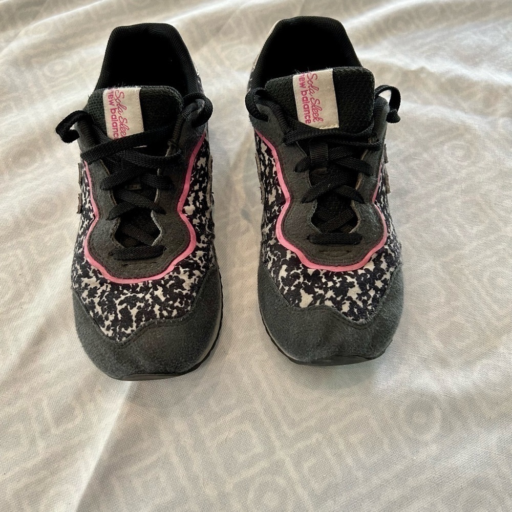 New Balance Sneakers Girls | Used | Black and Pink
